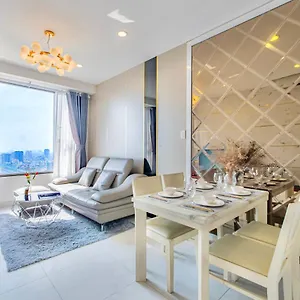 https://the-grand-saigon-centre.hotelsvungtau.com
